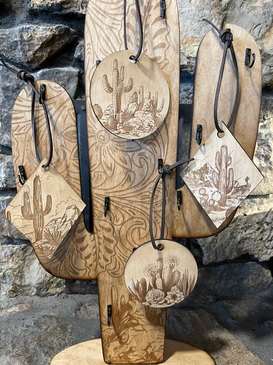 Set of 4 Wood cactus ornaments
