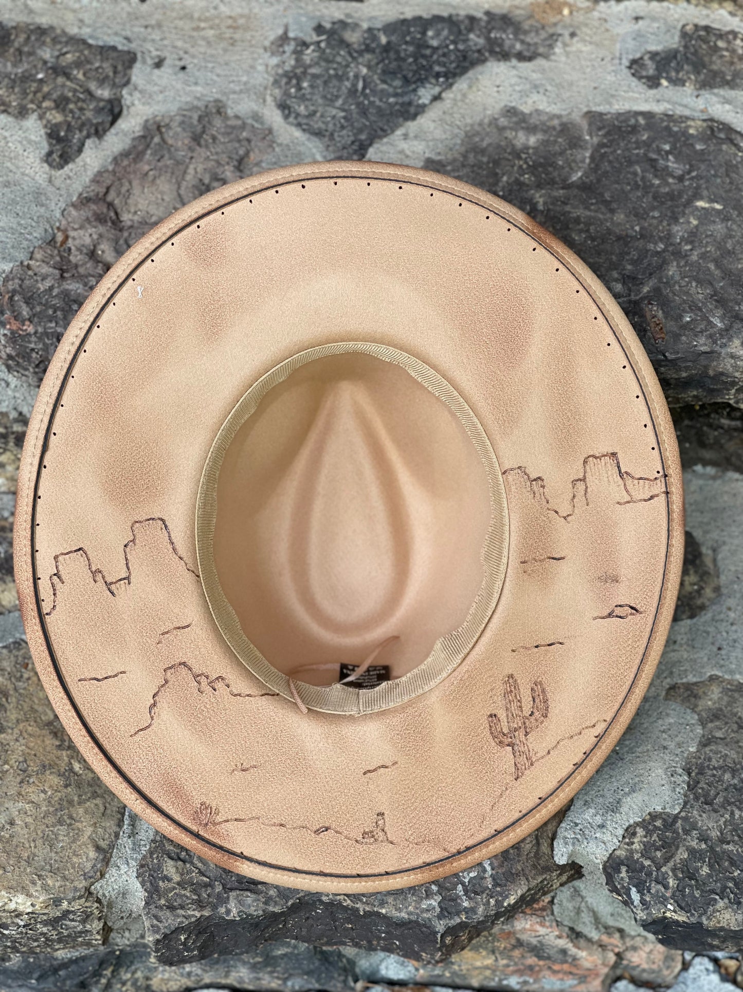 Sand desert scene hat